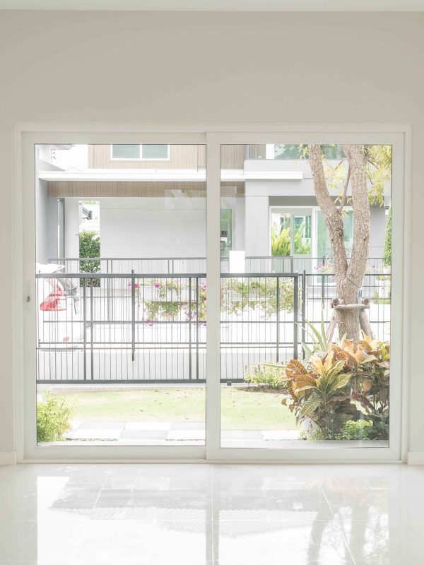 empty-door-living-room-interior-background_11zon